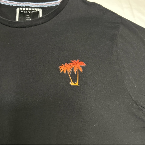 Denim & Flower Shirt Women’s Large Graphic Print T Shirt Top Casual Los Angeles - Picture 4 of 11